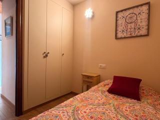 Bajo con jardín privado y chimenea - Puig Falcó 2 - 8