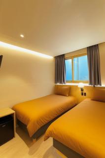 Well Plus Guest House - 1