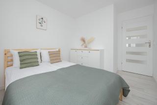 Smocza Bright & Cozy Apartment by Solarento - 1