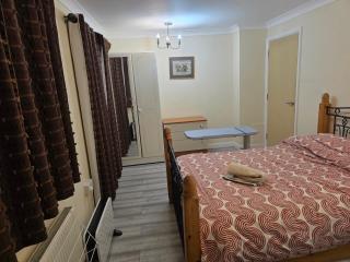 Colchester, WIFI, free parking 1 - 3