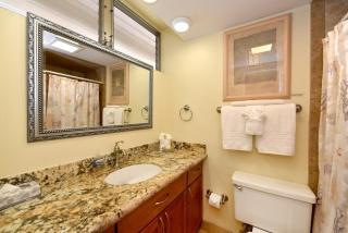 Royal Kahana 104 · RK104 West Maui Studio at BeachFront Resort w - 7