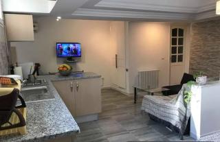 Great studio with pool - 5