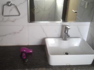 Saffron Inn-Near New Delhi Railway Station - New Delhi - 6