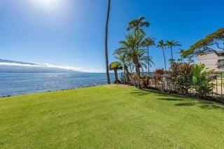 Lauloa 105 · LOA 105 2BD OceanFront Getaway w AC Pool - 2