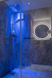 KitzSki Luxury Apartment ski-in ski-out accommodation - 7