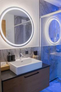 KitzSki Luxury Apartment ski-in ski-out accommodation - 4