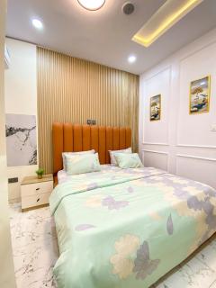 Beautiful 2 Bedroom Apartment - 5