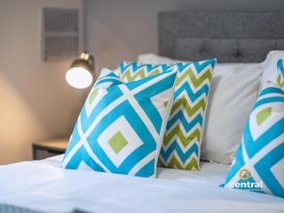 West End by Central Serviced Apartments - Cosy 1 Bedroom Flat - Fully Equipped - Perfect for Student or Professionals - WiFi - Parking - Modern - Smart TVs in All Rooms - Coming Soon - 7