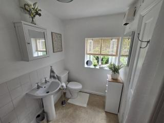 Willow Cottage - in historic Grantchester village - 4