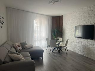 Garden Lake Apartment - 4