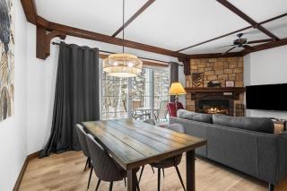 Les Manoirs Wpool & Hot Tub Near Village 120-7 - 2