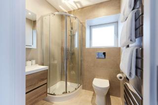 Wembley Arc Residences by Estatesmen - 3