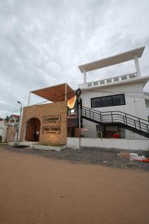 The Tides by the Beach - 9