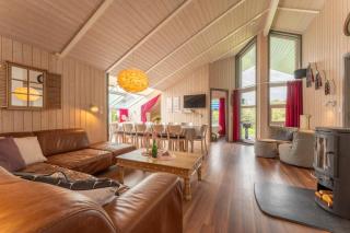 12 Personen Familienferienhaus mit Sauna, Whirlpool, zwei Duschen und Toiletten, Kaminofen und Kanu in 1. Reihe zum See mit wundervollem Seeblick in Otterndorf - 5