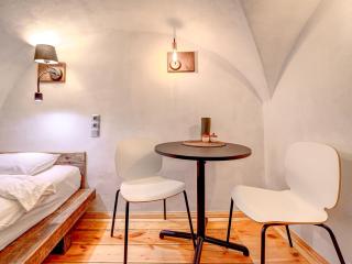 Black smith Corner - 4