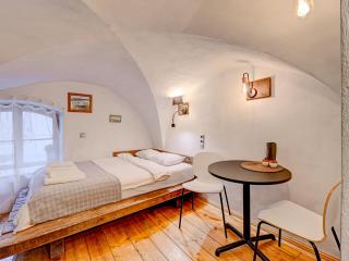 Black smith Corner - 5