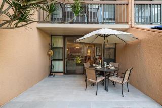 Maui Vista 1106 · MV 1106 Updated 1BD Condo Steps from Beach Poo - 1