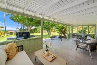 Alaeloa 38 · ALA 38 Beautifully Remodel 3BD Partial Ocean Views - 2