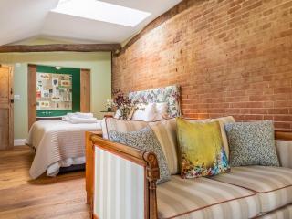 The Old Press - Uk50806 - 3