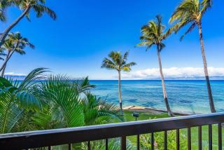 Hale Mahina A202 · HM A202 OceanFront Condo on Sandy Beach w Poo - 2
