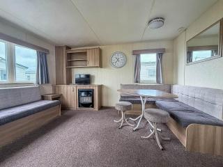 Cosy 8 Berth Caravan At Ty Mawr Holiday Park, North Wales Ref 86008D - 3