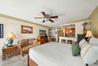 Lahaina Shores 512 · LS 512 Getaway Studio by the Beach Pool Hot - 3
