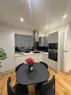 London City Apartment - ABBA Voyage - 3