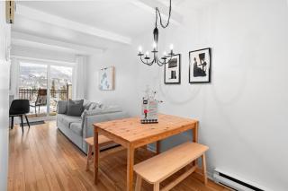 Laurentian Retreat with Views of Mont-Tremblant - 4