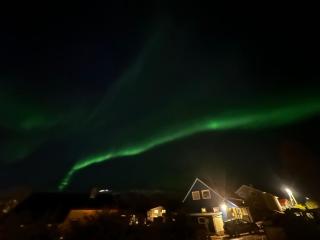 Spacious one bedroom with living room near city centre - 6