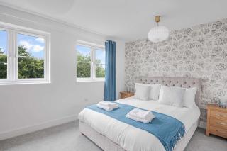 The Roost Group - 5 Bed House Hot Tub & Pool Table - 6