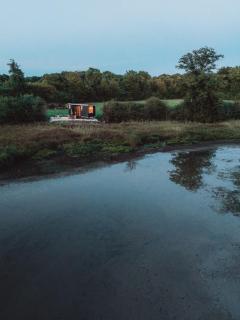 Parcel Tiny House l'Atrée au bord d'un étang - 9