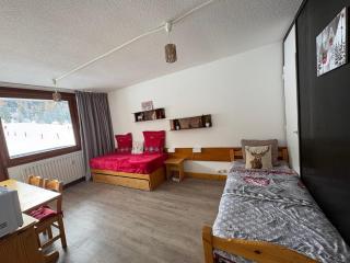 Studio lumineux 4 pers, accès pistes, balcon, casier à skis - FR-1-181-2650 - 3