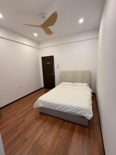 KJ Homestay Tmn Kozai - 3