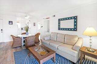 33C Lighthouse Point - 1