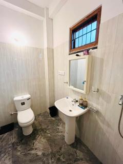 Sea Breeze Escape, a Studio Apartment Near Beach - 3