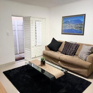 Cozy Retreat with a Pool! -  - 2