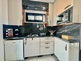 Superbe Villa vue mer, climatisée, proche plage, parking, animaux acceptés - FR-1-816-23 - 2