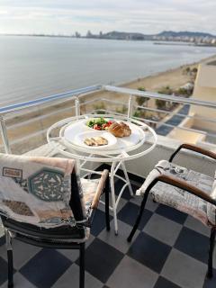 Sun, Sea and Serenity - Beachfront Apt with Sunset Views and Soothing Waves - 8