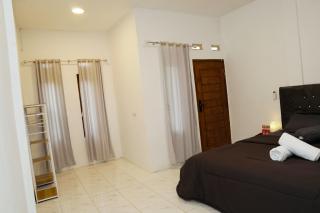 Local Rooms Mandalika - 4