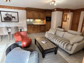 Superbe Appartement 4P 6 Pers avec Piscine et Parking à Méribel - FR-1-180-598 - 2