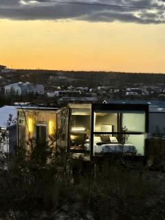 Arizona Adventure Awaits: Glamping Rental Offering Exquisite Views - 2