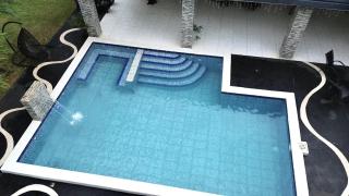 Elegant house equipped for groups - 3