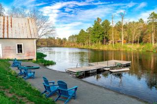 Beautiful Family Cabin with Cozy Interior and Exterior in Saint Croix Falls, Wisconsin - 1