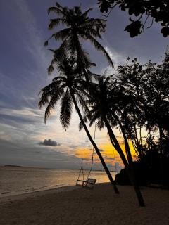 Oasis Breez - Family Room - 7