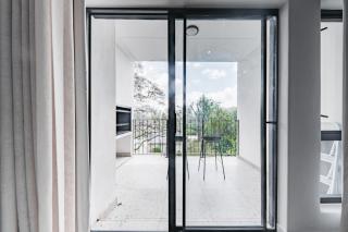 Parisian Chic Apartment - 3