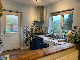Cozy 2 Bedroom Home in Hucknall, Perfect for a Relaxing Getaway - 0