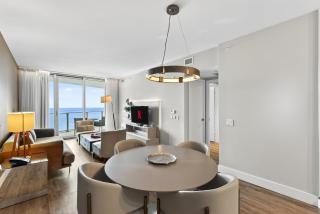 Splendid Resort - Oceanview 1BDR & 1BA Apt Right on the Beach, Heated pool, GYM - 0