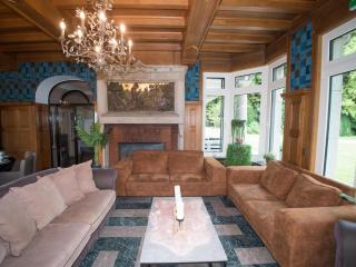 Luxury Estate with Pool & Spa - 7