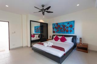 Luxury Seaview Villa, Infinity Pool, Sunset - 2