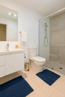 Stylish 2BR Retreat Near UC Belconnen Mall - 3